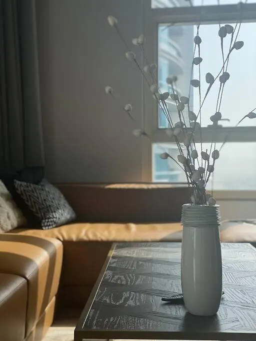 Unique 3Br Duplex Apartment With Marina Views Dubai