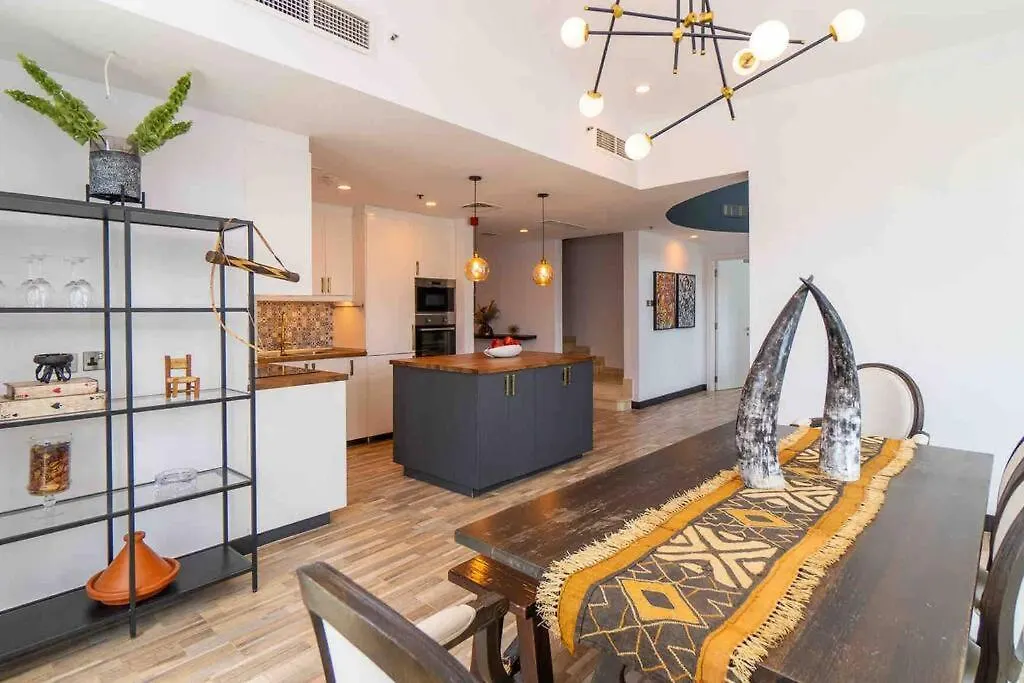 Unique 3Br Duplex Apartment With Marina Views Dubai United Arab Emirates